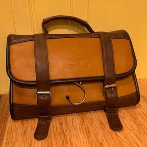 Vetelli Leather Toiletry/Makeup Travel Bag